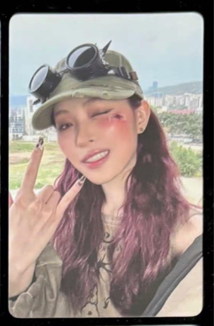 

[USED] itzy GWGB Chinese Jingdong 1.0 bonus trading card Ryujin