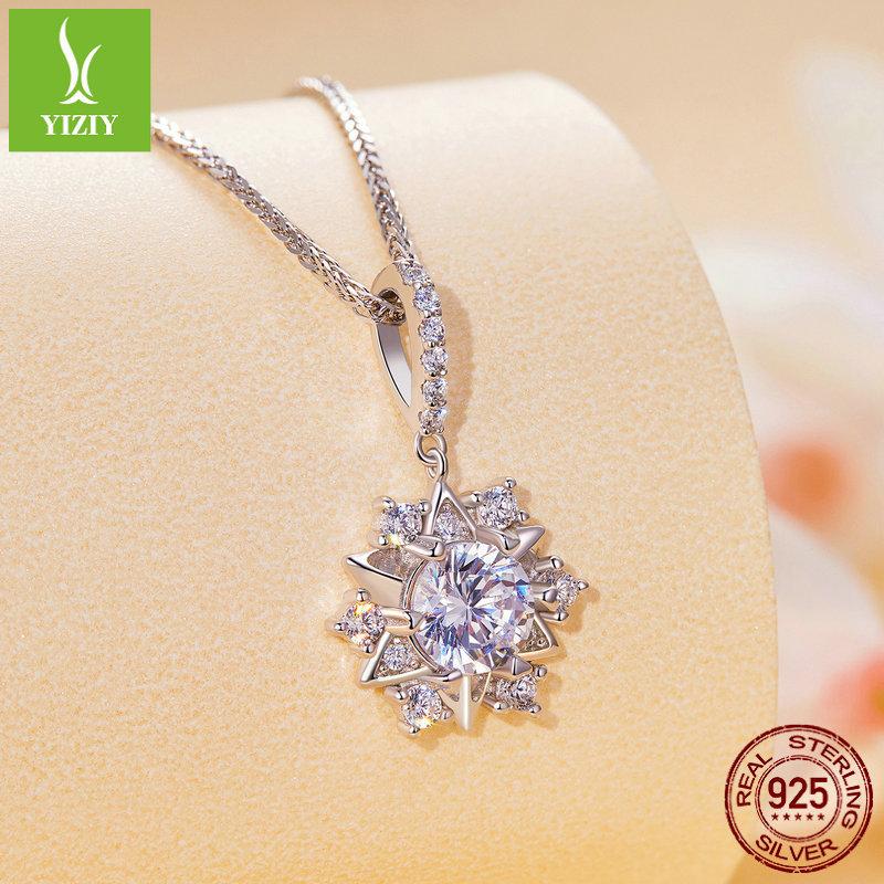 One Carat Sparkling Moissanite Necklace, Noble And Elegant Starburst S925 Silver Necklace Collarbone Chain