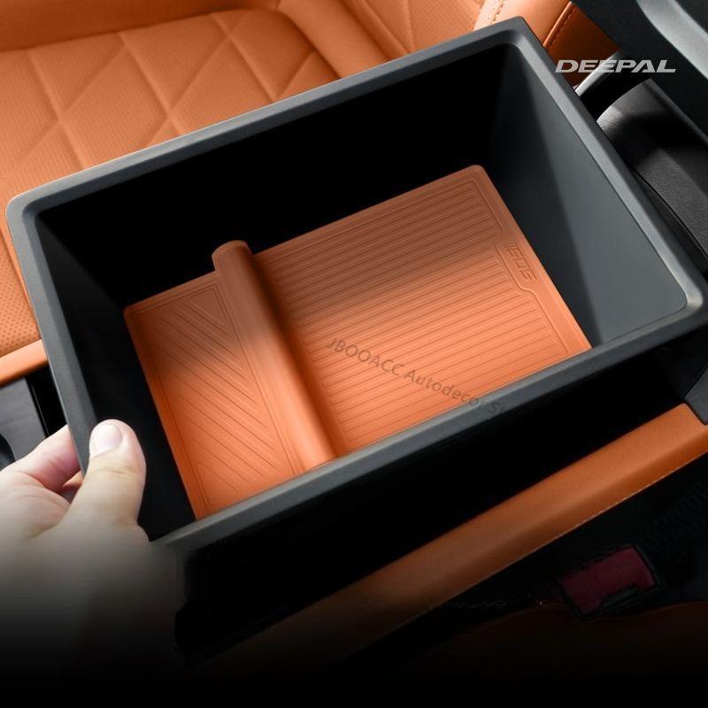 For Changan Deepal S05 Car Central Control Wireless Charging Silicone Pad Central Storage Dustproof Mat Organizer Acccessories