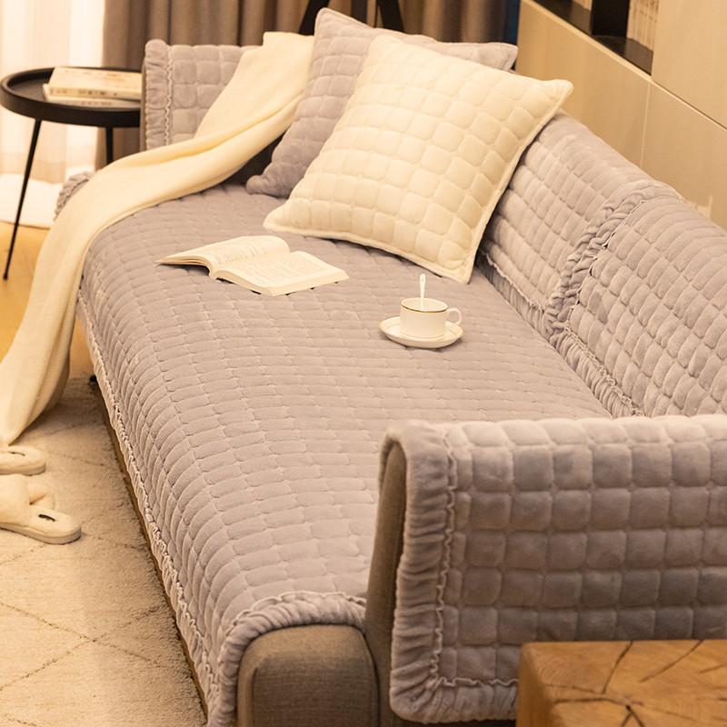 

Autumn Winter Velvet Plaid Sofa Cushion Modern Non-Slip Square Soft Towel Cover for Living Room Decor 70*70cm