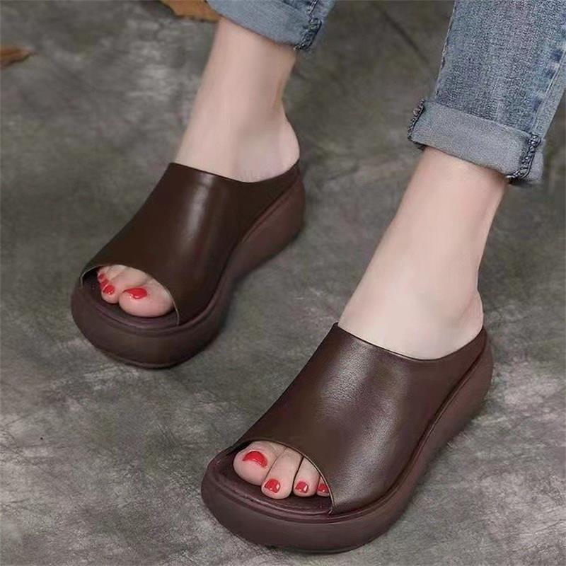 Summer retro casual large size cool slippers 35-43 size thick-soled one-word slippers wedge heel mother shoes wear half drag