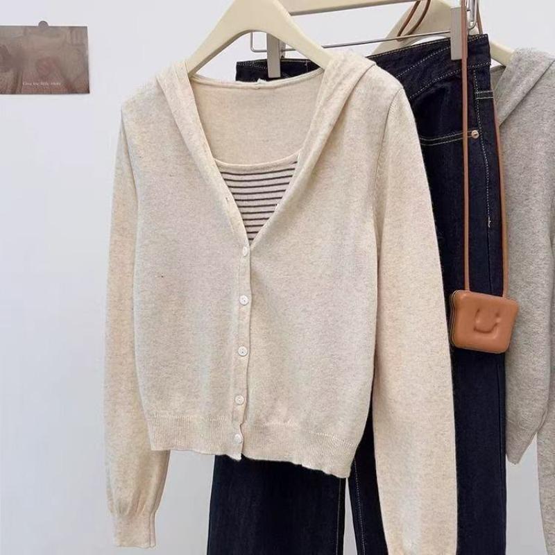 

Fake two-piece contrasting striped splicing hooded long-sleeved knitted sweater casual retro loose and thin top S
