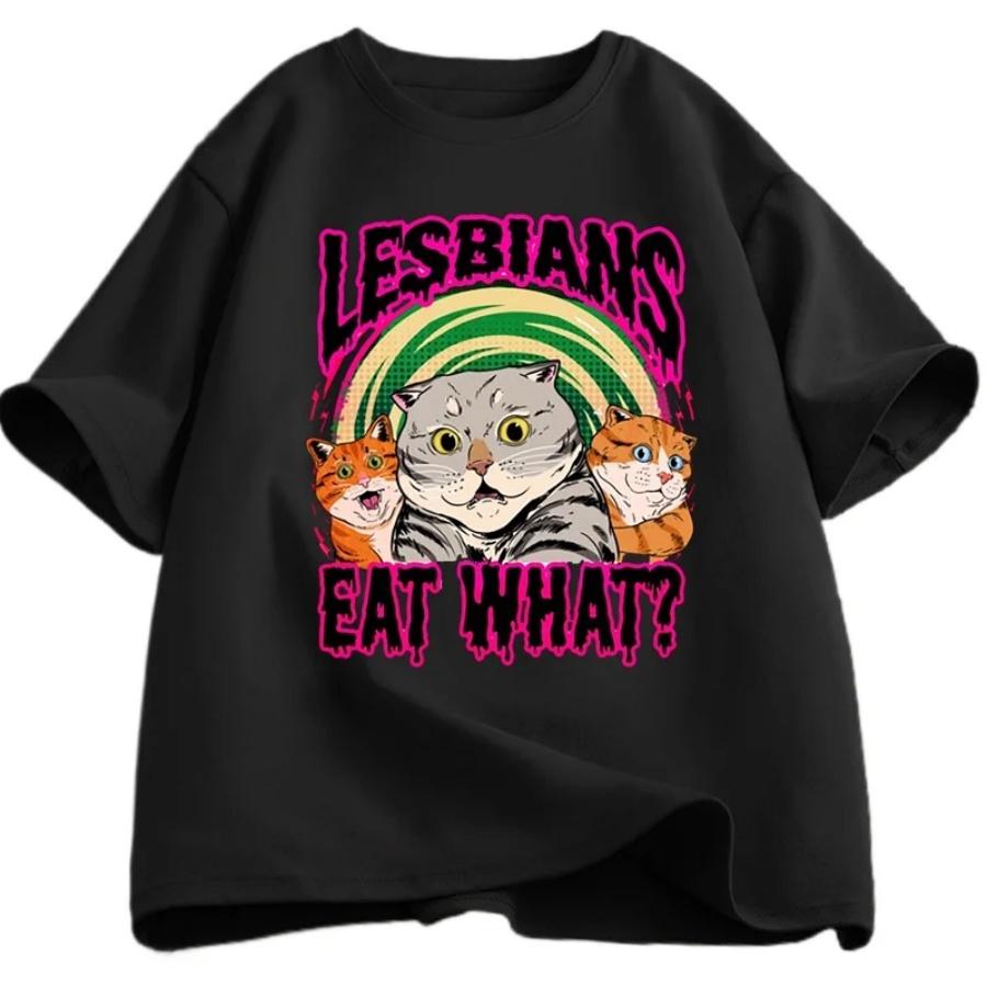 

Lesbians Eat What Cat T Shirt Vintage LGBT Pride Month T-shirt Funny Graphic T Shirts Short Sleeve Tee Unisex Clothes Summer XXXXXL чорний