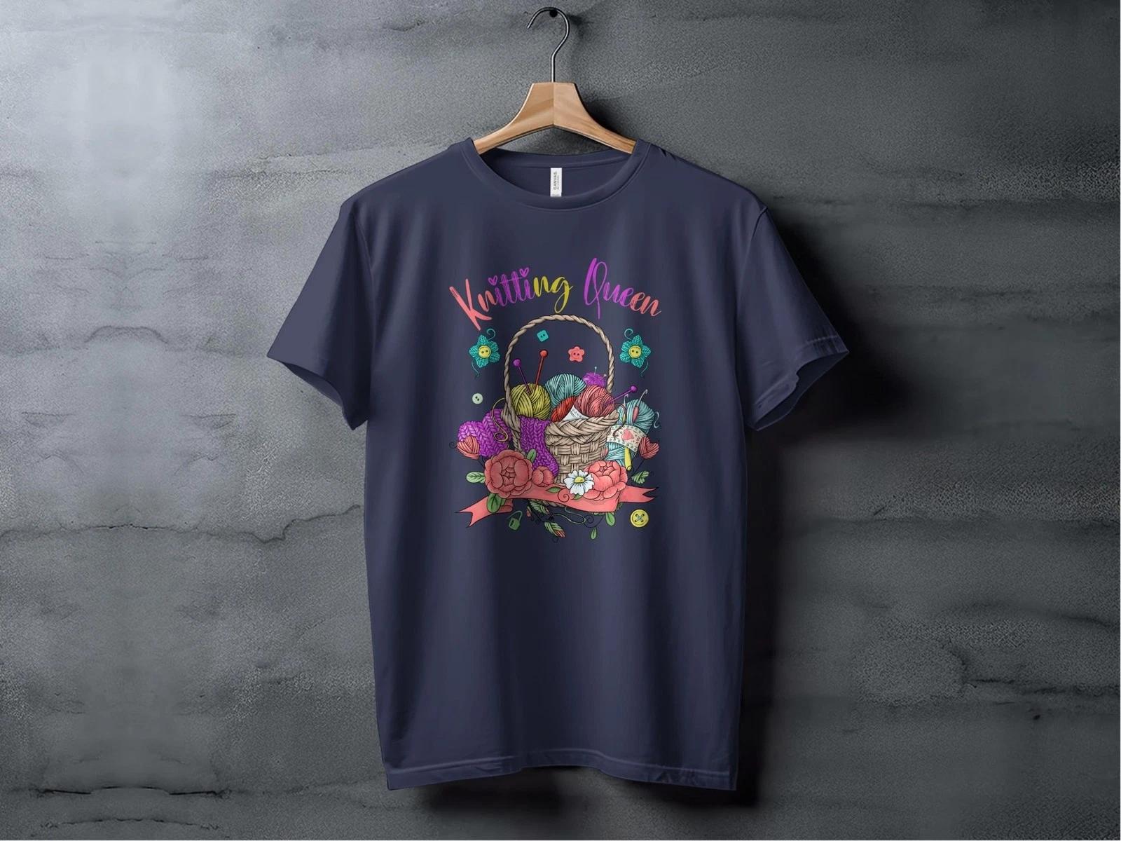 Knitting Queen T-Shirt Funny Yarn Lover Gift for Women Knitters Craft Tee Top L