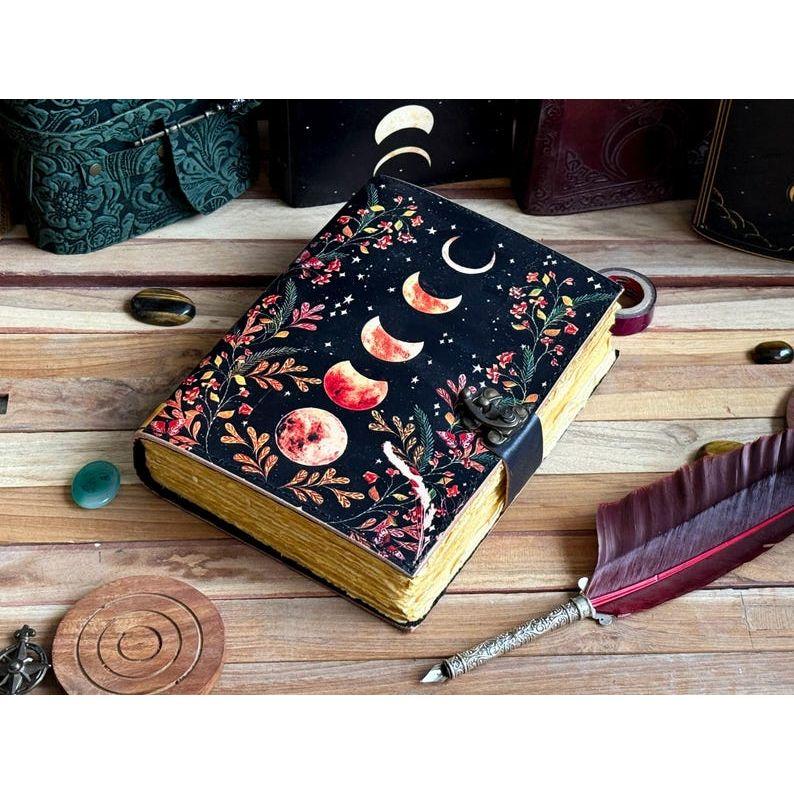 

Винтажный кожаный журнал с фазами луны для мужчин и женщин, 200 страниц состаренной бумаги ручной работы с неровным краем, кожаный скетчбук, 7 x 5 in