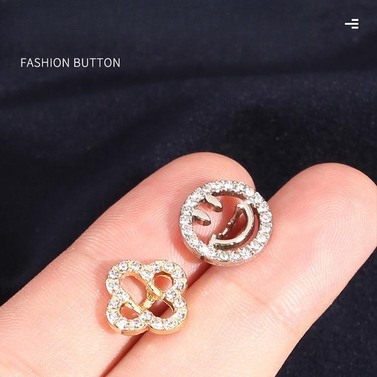 Diamond Shirt Buttons Smiley Four-Leaf Clover Clothes Buttons Versatile Metal Shirt Cardigan High-End Buttons