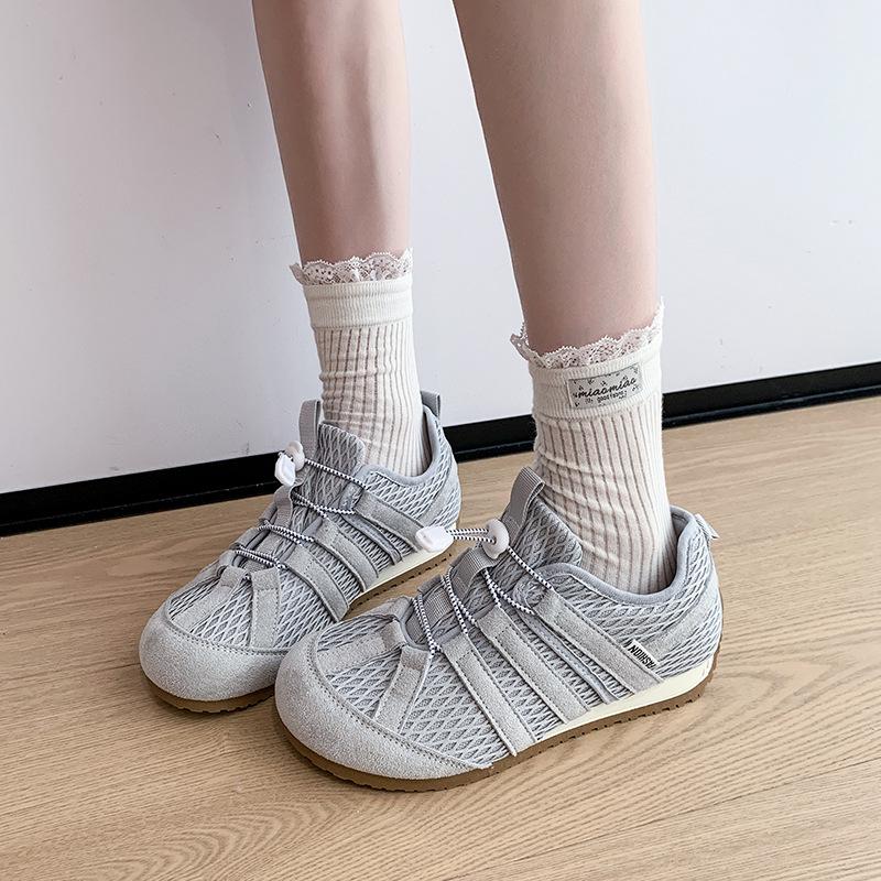 Breathable mesh German training shoes women's 2025 summer new popular retro Forrest Gump shoes flat casual sports white shoes