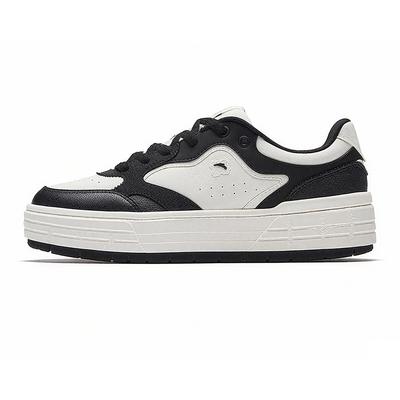 Abrasion Resistant Height Increasing Low Top Skateboard Shoes Women's 122548032-2