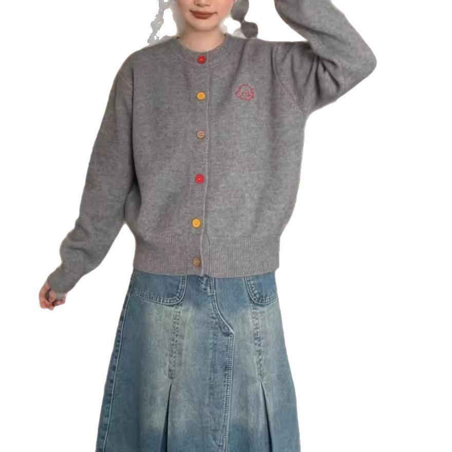 Gentle Wind Simple Age-reducing Embroidered Knitted Cardigan Women's Small Long-sleeved Basic Single-breasted Sweater Cardigan