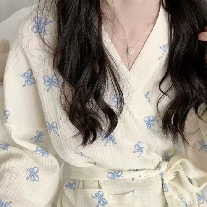 High-Quality Imitation Cotton Bow Pajama Nightgown - Cute, Loose, Long Sleeve Bathrobe for Women