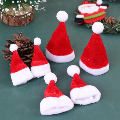 2ks Miniaturní domeček pro panenky vánoční Santa Claus Klobouk Panenka Red Hat Xmas Home Decor