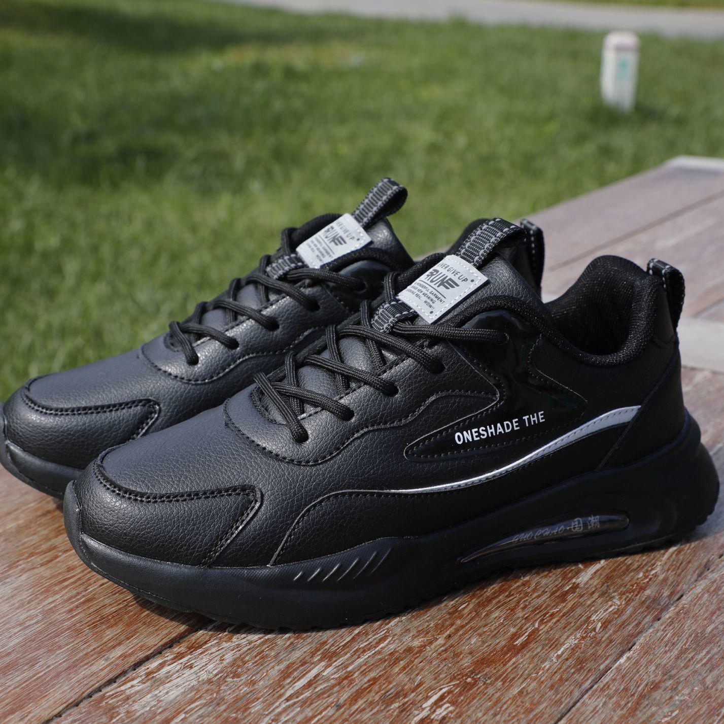 

Мужские дышащие повседневные кроссовки на мягкой подошве 2025 - Универсальная обувь белого и черного цветов, модный тренд. 38