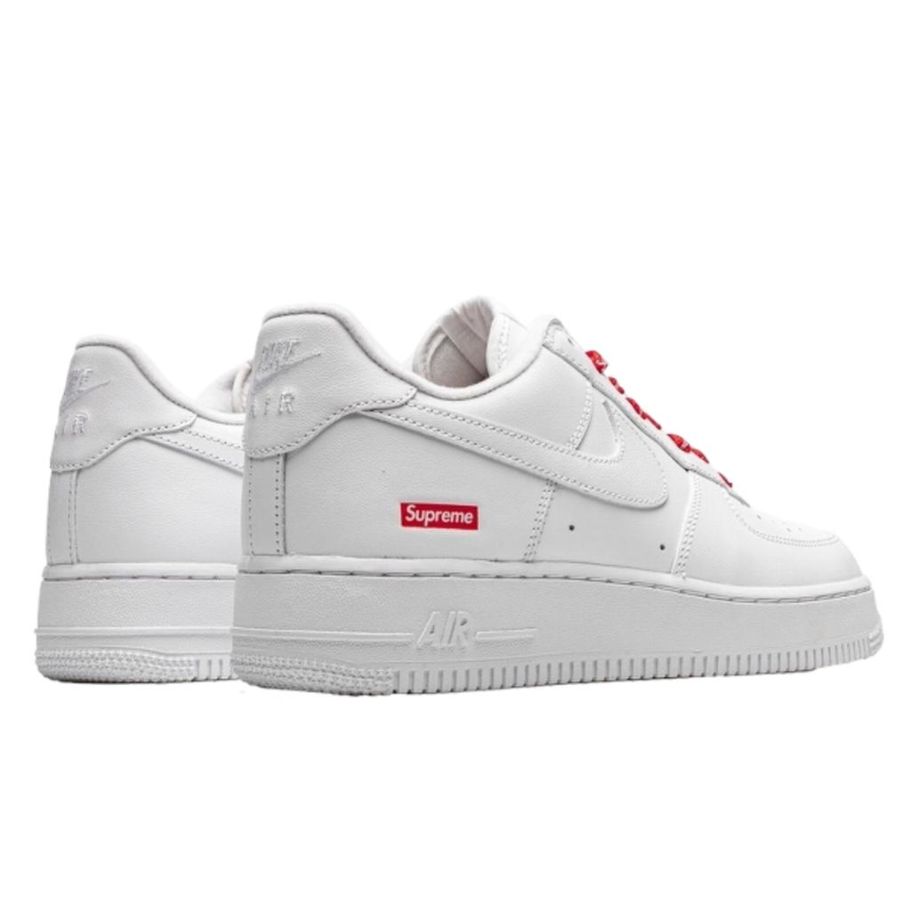 Nike Air Force 1 Low White Supreme