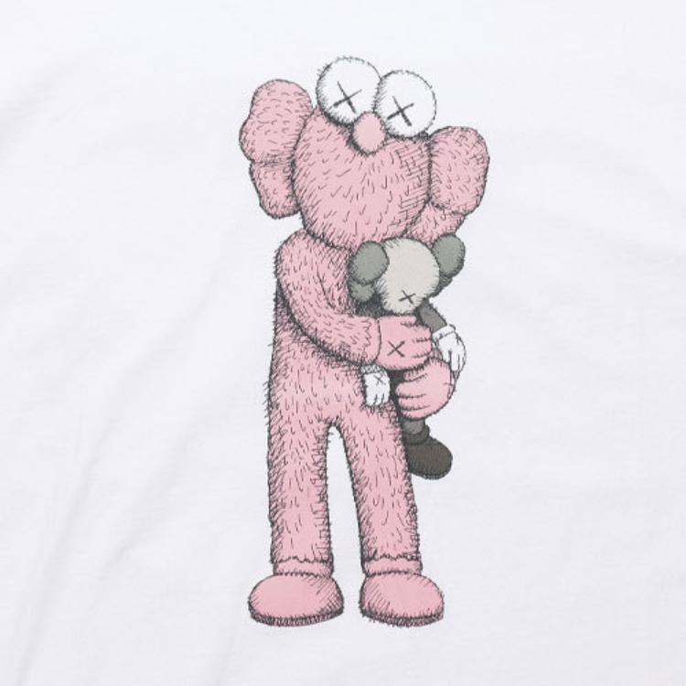 Uniqlo T-shirt a maniche corte con stampa bambola rosa collaborazione Kaws Unisex Top Bianco UQ422017000