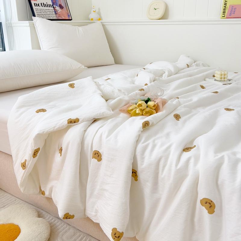 Super Soft Double Layer Yarn Summer Blanket Skin-friendly Breathable Lightweight Quilt for Children Adult Comforter Summer Duvet