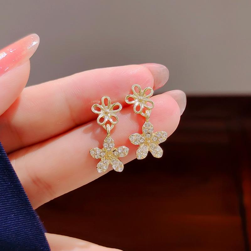 

Новые женские серьги с цирконом, простые модные серьги с цветком