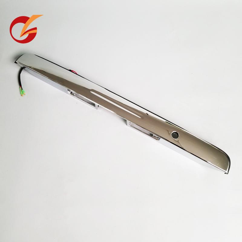 Utilisation pour Toyota Hiace Commuter Quantum modèle 2005-2018 Garniture de hayon Couvercle de poignée de porte arrière Chrome avec éclairage Lampe de plaque d'immatriculation