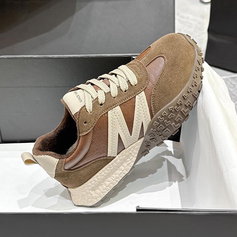 

Женские кроссовки Dexun из натуральной кожи и бархата — зимняя коллекция 2024 года: Легкие, универсальные, повседневные спортивные кроссовки. 39 коричневый