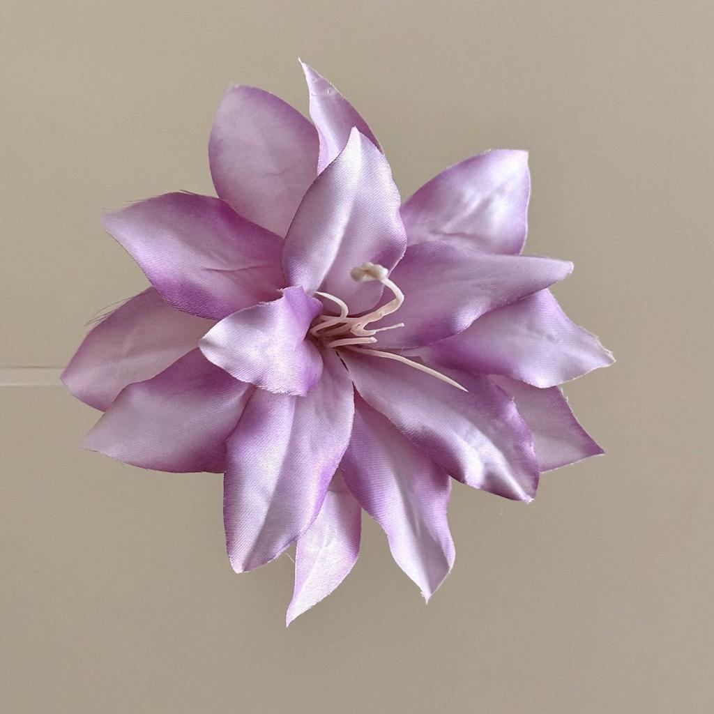 New Style, Sweet Girl, Simulated Lily Flower, Hair Clip, Photo Prop, Headband Clip, Headwear and Hair Accessories