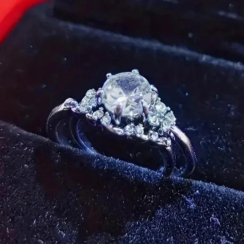 Brilliant 2Pcs Rings Set with Sparkling Cubic Zirconia Charming Elegant Temperament Wedding Jewelry Chic Lady Accessories