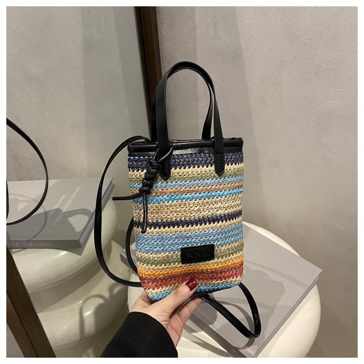 

Модная сумка для мобильного телефона 2025 новая летняя высококачественная текстура повседневная универсальная простая контрастного цвета портативная на плечо сумка-мессенджер чёрный