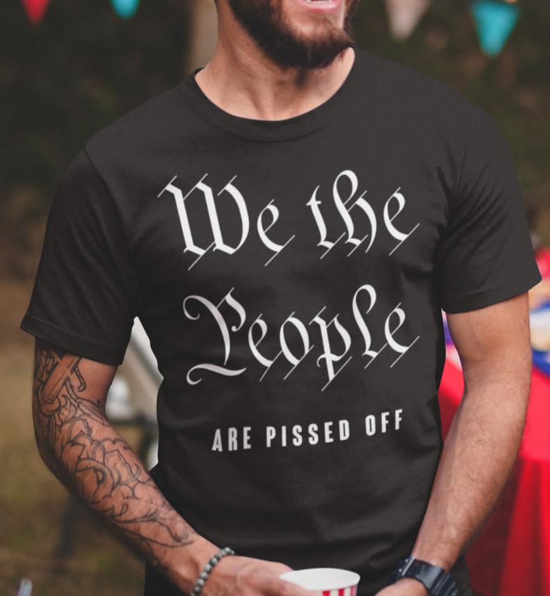 

Мы, народ, возмущены Конституция США Патриотические футболки 2XL