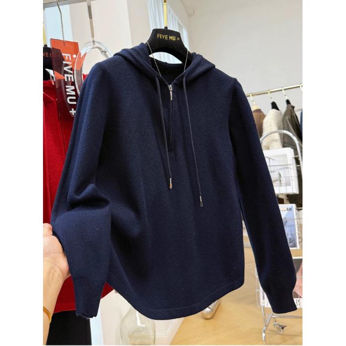 Women's Plus Size Hooded Half-Zip Long-Sleeve T-Shirt for Autumn/Winter - Loose, Slimming, Comfortable, and Versatile.