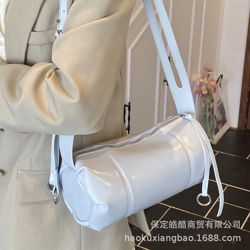 Retro Small Bag Women's Bag Niche 2025 New Trendy Summer Versatile Single Shoulder Underarm Messenger Bag Popular Cylinder Bag