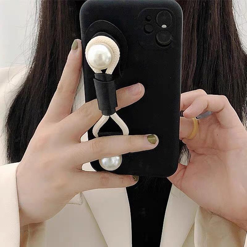

Pearl Wristband Mobile Phone Case Is Suitable For Iphone16 All-Inclusive Anti-Drop Apple 15 Solid Color 14 Matte 8Plus Soft X iPhone 7/8/SE 2020