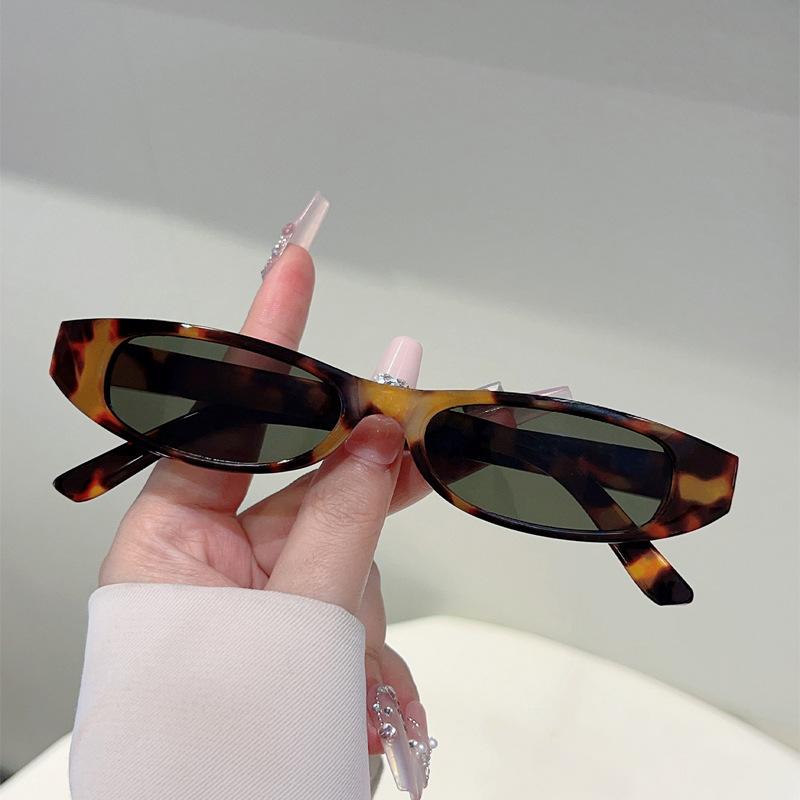 Retro Elliptical Small Frame Sunglasses Fashion Personalized Sunscreen Hip Hop Sun Glasses For Men Women UV400 Driving Shades