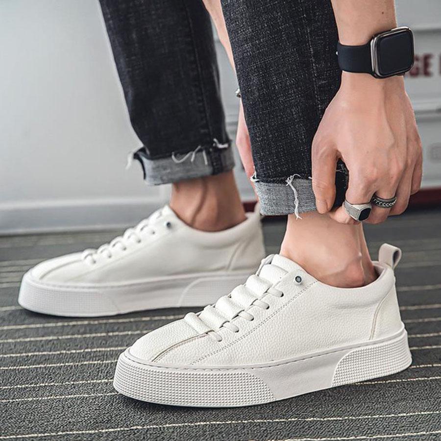 Adidași la Modă pentru Bărbați 2024 Modă de Primăvară Casual cu Șireturi Vârf Rotund Plat Alb Pantofi Sport de Alergare pentru Bărbați Zapatillas Deportivas Hombre