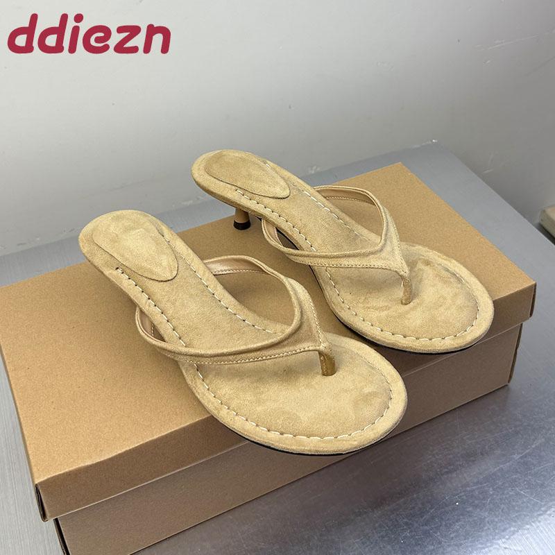 Módní dámské sandály na podpatku s kulatou špičkou pro dámy Jarní Letní Módní Mělká Obuv Elegantní Dámské Boty na Nízkém Podpatku Sandály