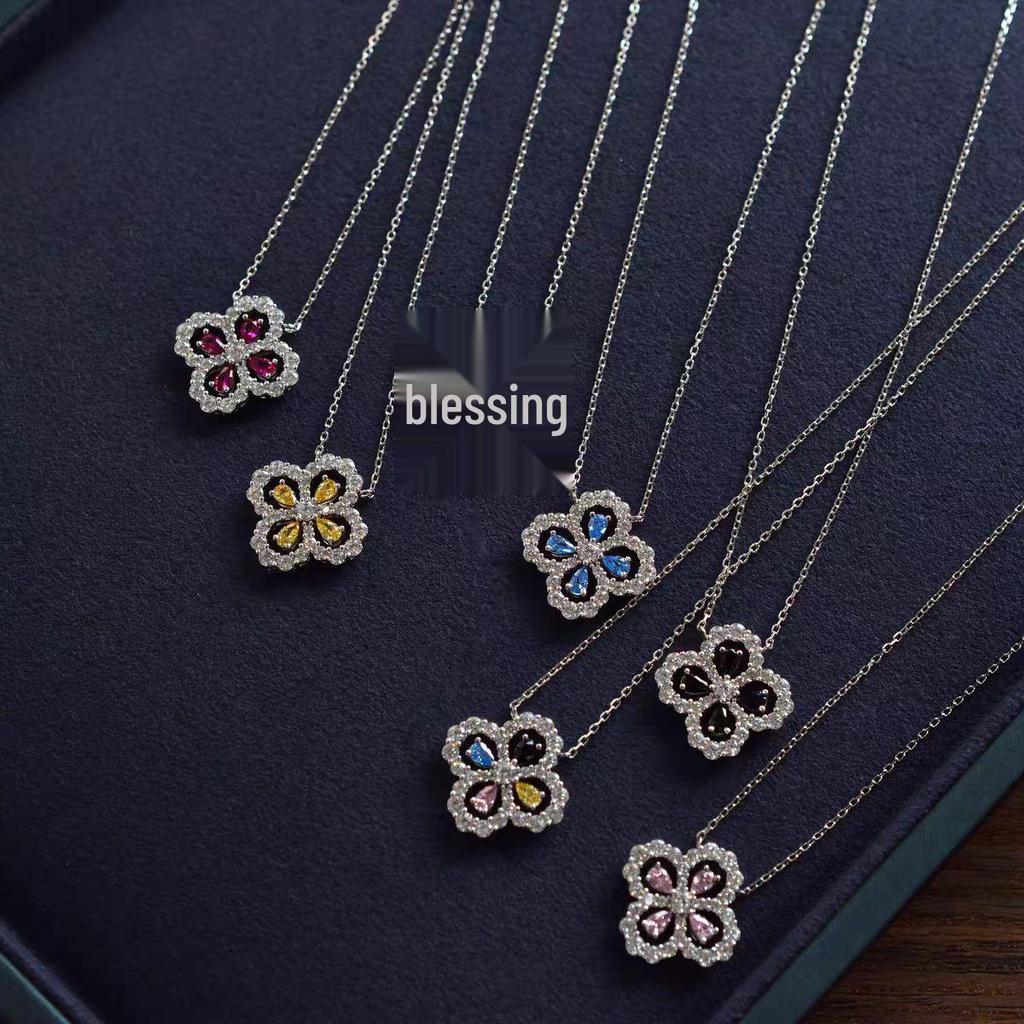 Luxury Diamond Inlaid Four-Leaf Clover Necklace - Gold Handmade Clavicle Chain for Women, As Seen On Xiaohongshu Socialites
