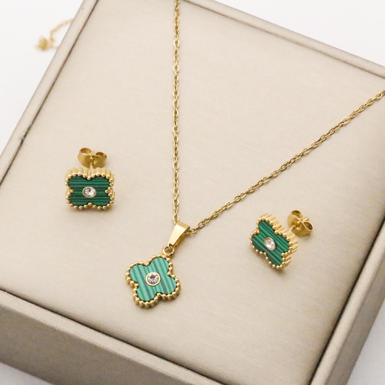 

Комплект из 2-х модных серег и ожерелий из нержавеющей стали с клевером и точками, лучший подарок для семьи и друзей 18K зелёный