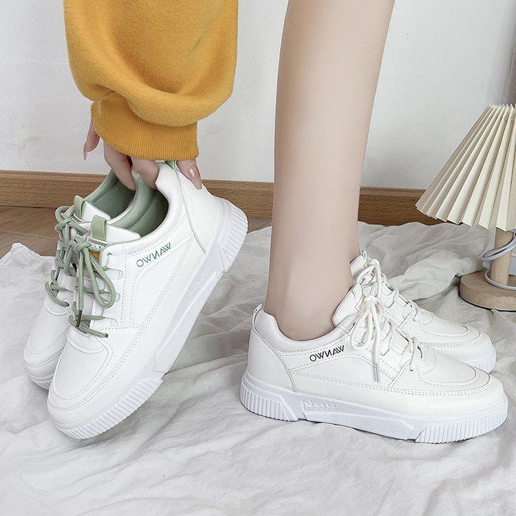 White Shoes for Women Mixed Batch  Autumn New Rubber Soft Bottom Soft Leather Lightweight Basic Style Casual Sneaker Women