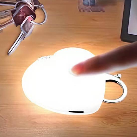 Sensorlys Oppladbar Mini Lommelykt Lommebok Nøkkelring med Berøring Og Automatisk Lyssensor Kompakt Hjerteformet Veskelys for Kvinner