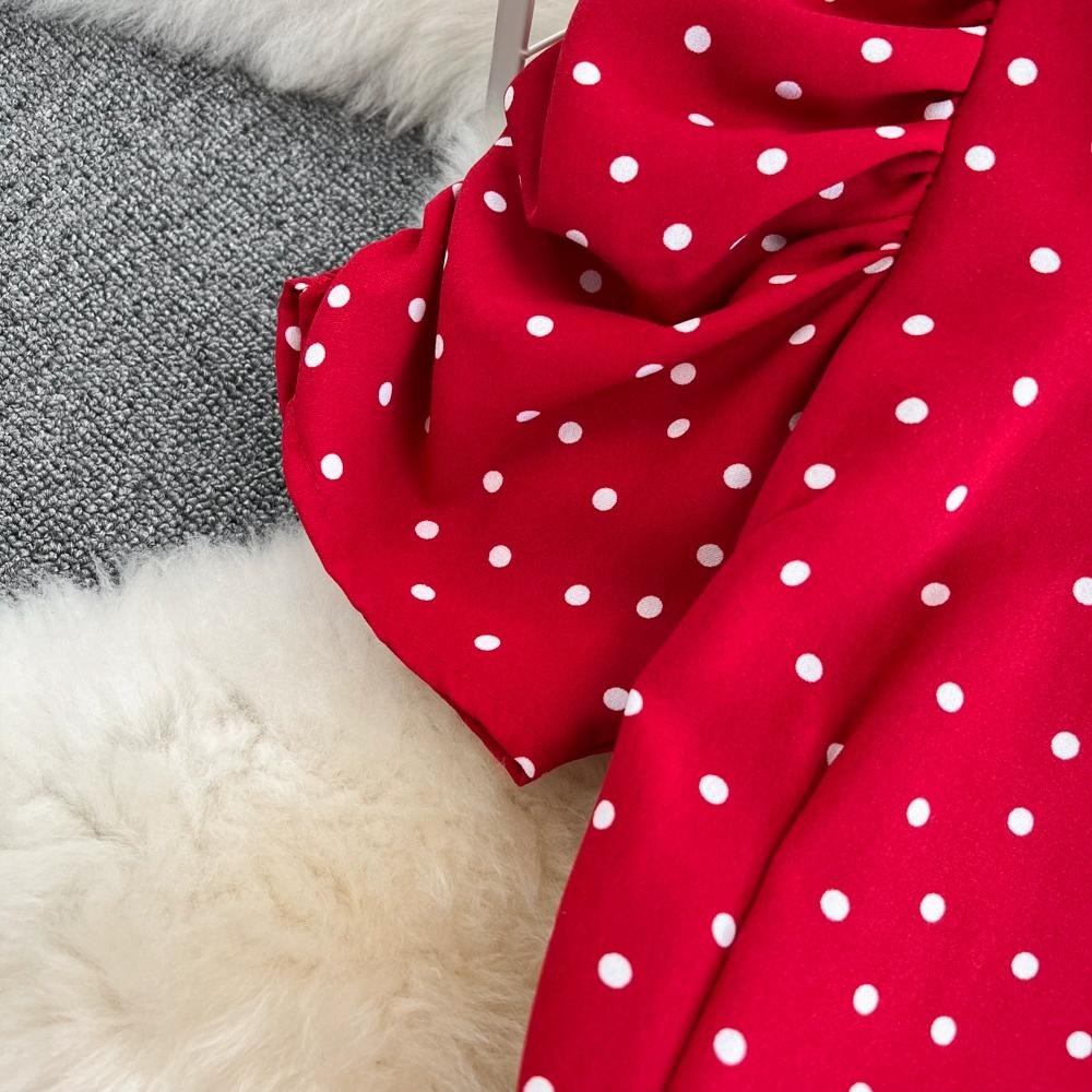 Dovolená u moře Elegantní plážové šaty Ženy bez zad Sladká víla Sexy čtvercový límec Úzké šaty Vintage Bublinkový rukáv Dlouhý rozdělený puntíkovaný oděv