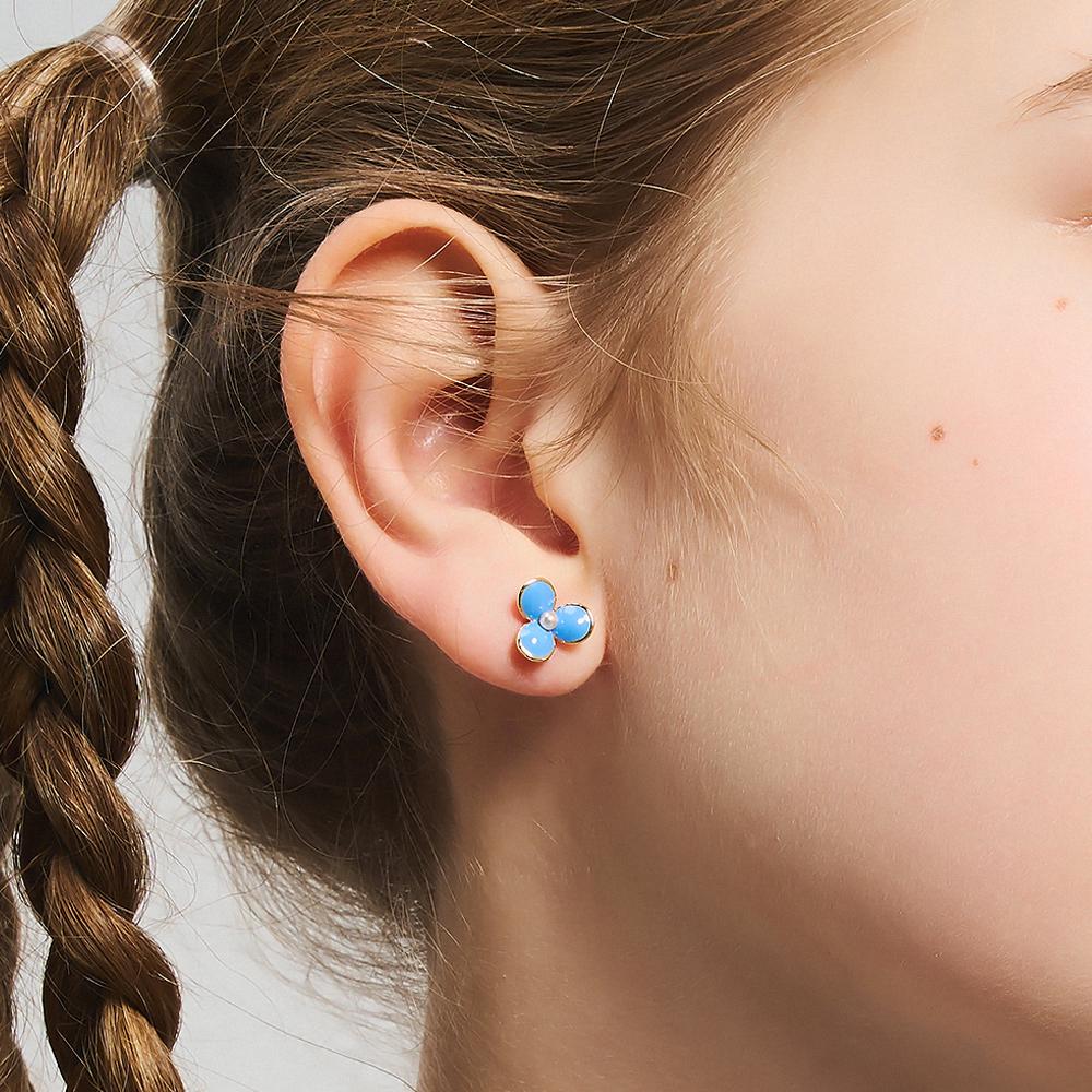Hailey Petal Mini Flower Earrings