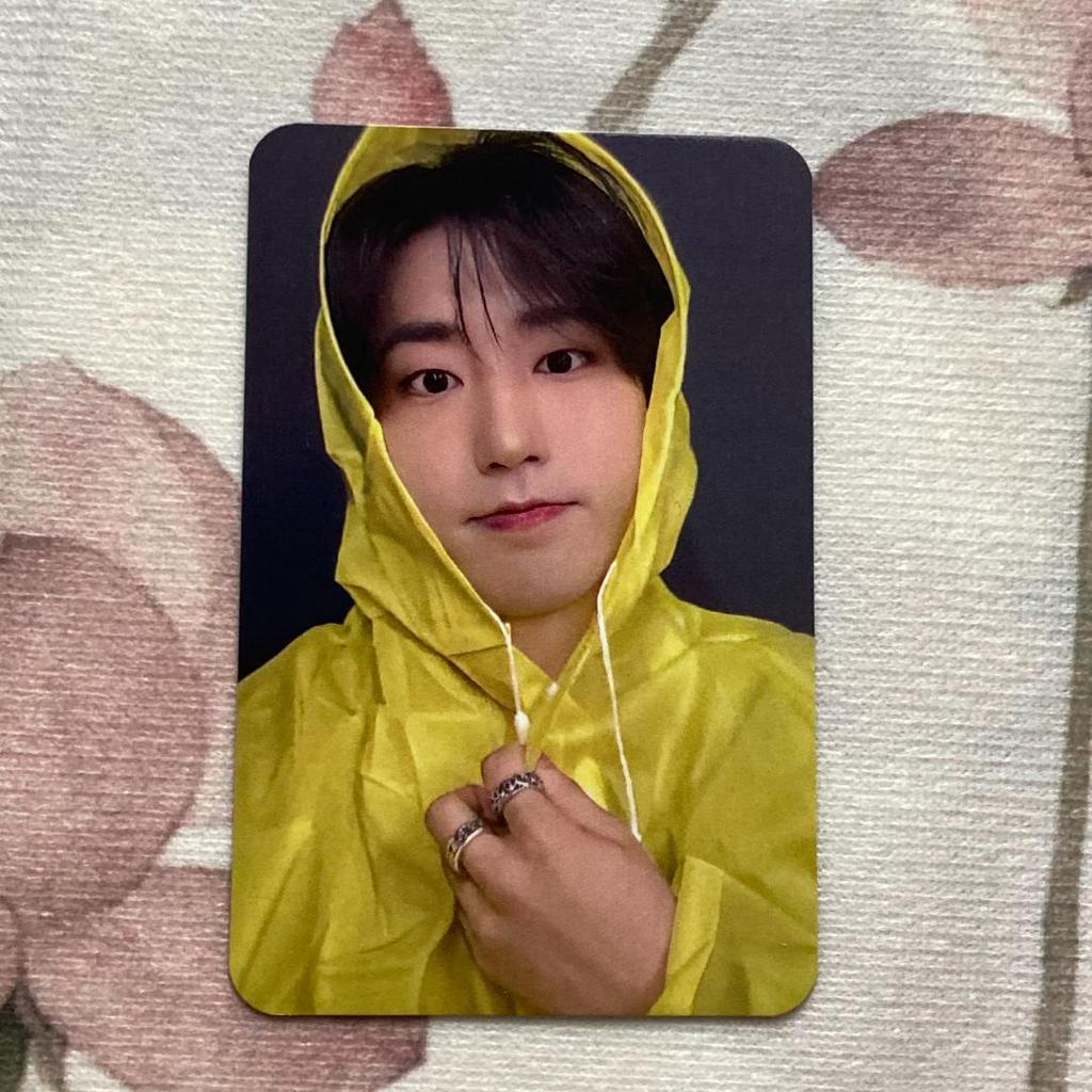 [USED] Han StrayKids KARMA Uniform Pop-Up Trading Card