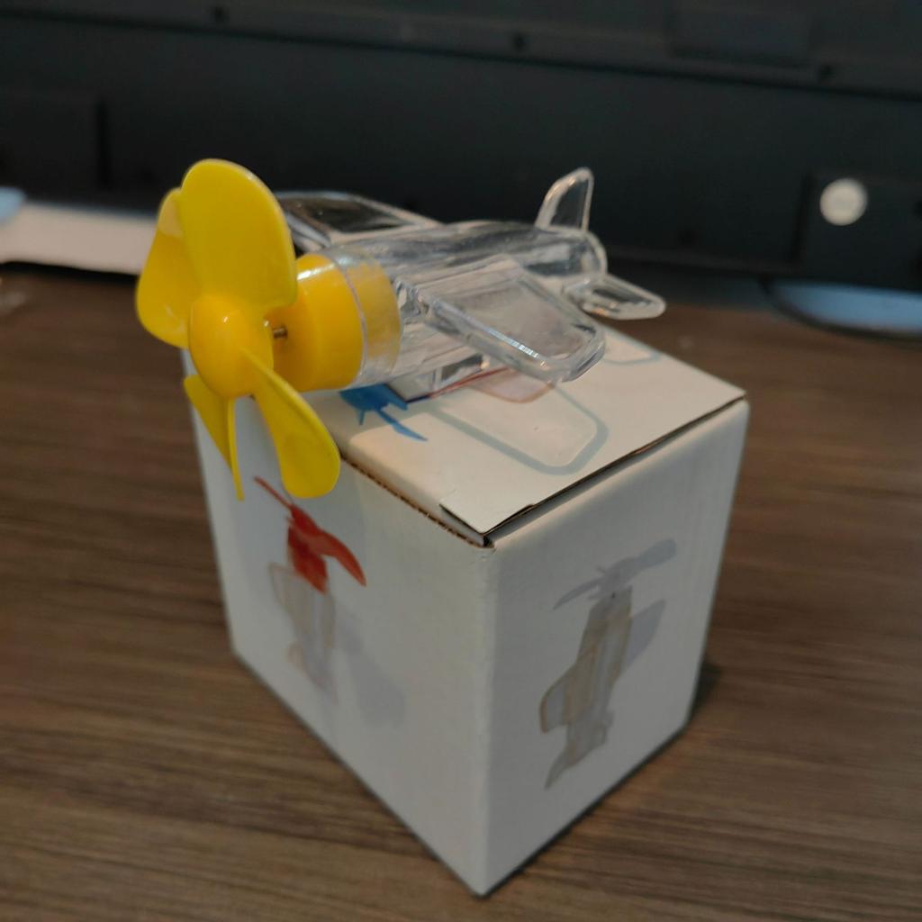 Wind Power Small Aircraft Color Lights Electric Vehicles Motorcycle Wind Energy LED Bright Light Car Decoration Car Atmosphere Lights