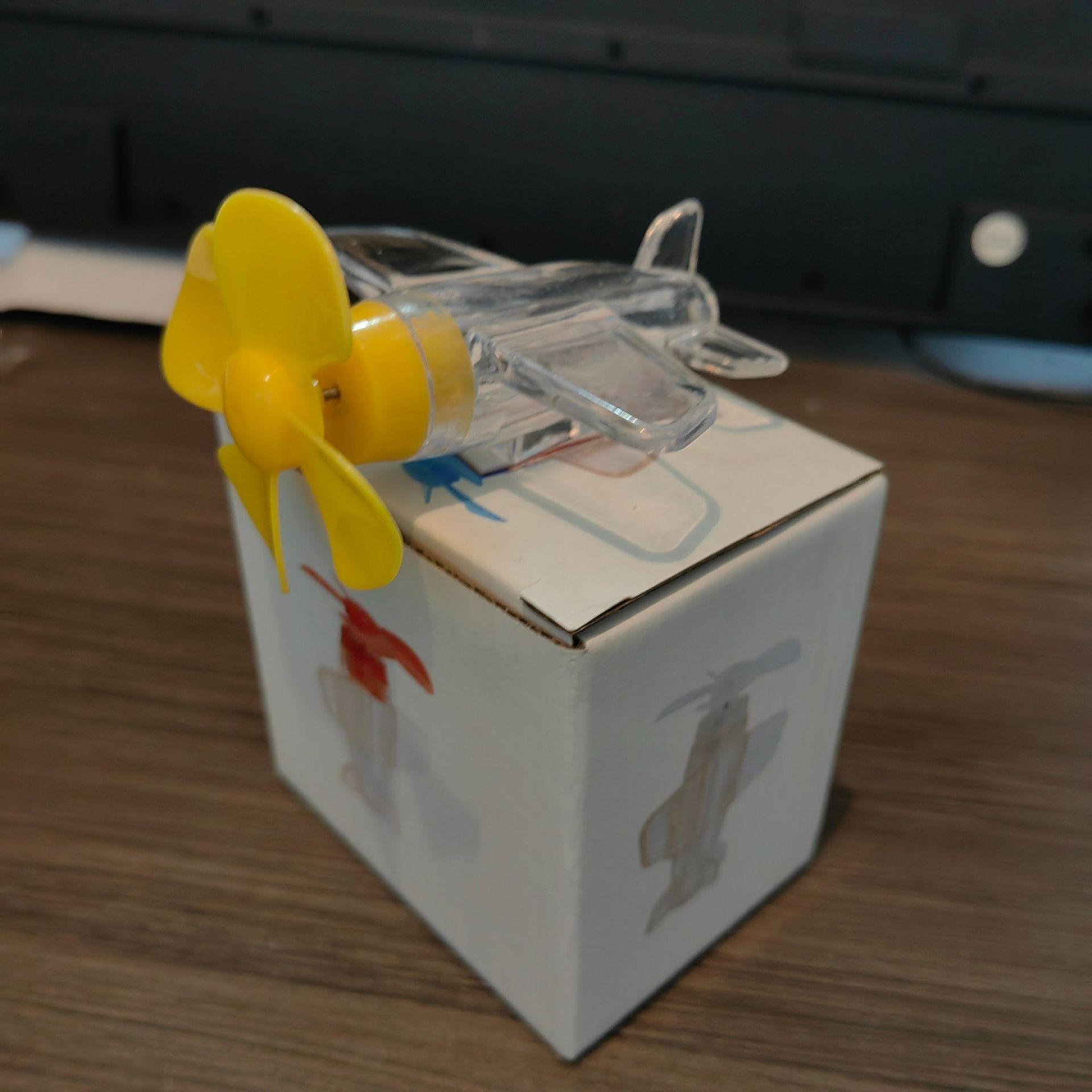 

Ветроэнергетика Малые самолеты Цветные огни Электромобили Мотоцикл Ветроэнергетика Светодиодные яркие огни Украшение автомобиля Автомобильные атмосферные огни