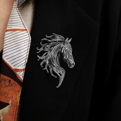 Brooch Pin Retro Style Horse Head Design Anti-oxidation Anti-rust Brooch Sweaters Hats Bags Fashion Accessory