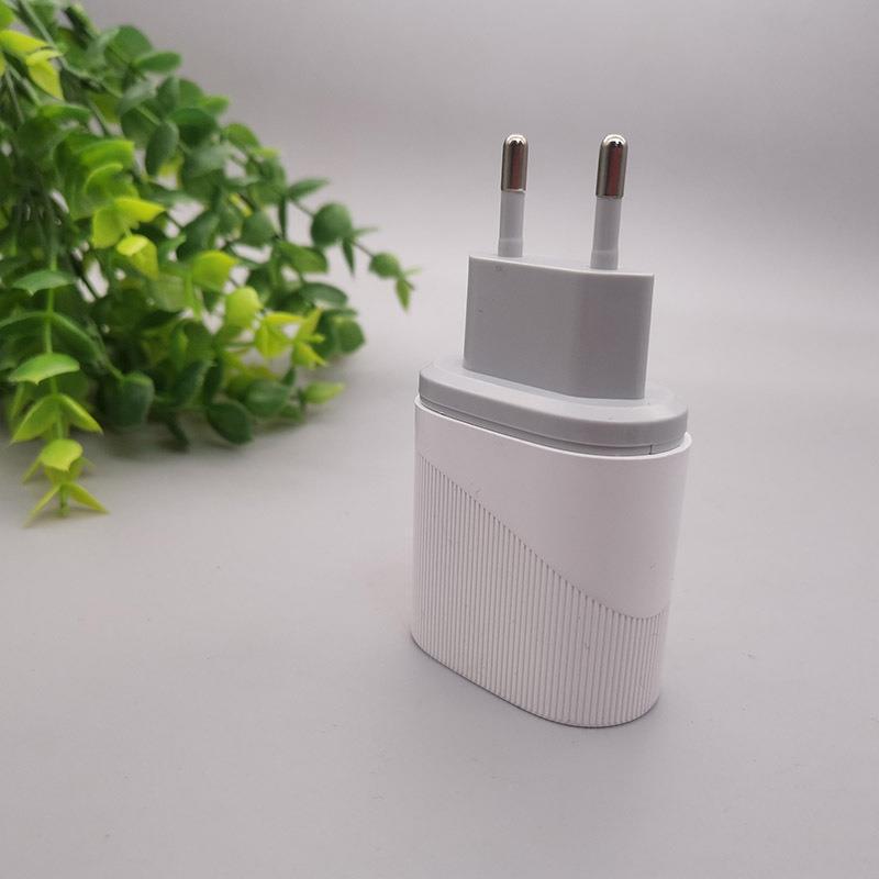 Style Mobile Phone Accessories Charger QC 3.0 Direct Charging New Model