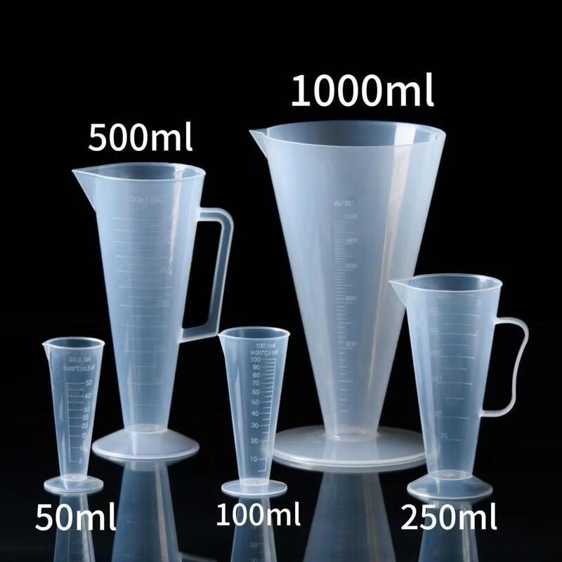 Graduated Plastic Measuring Beaker with Handle