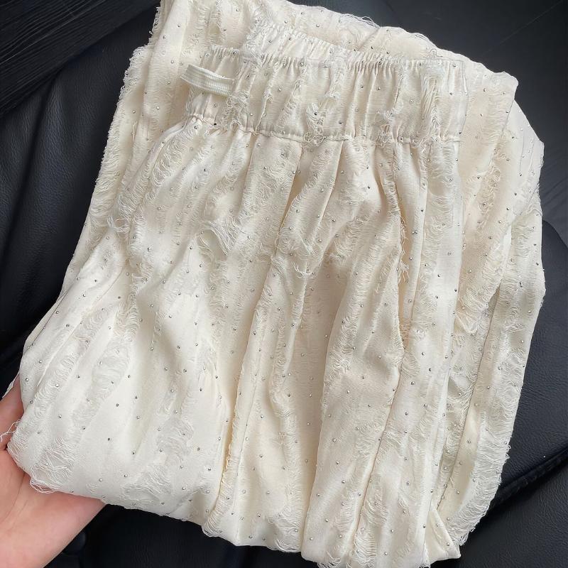 Off - White Roztrhané a kamínky zdobené ležérní kalhoty pro ženy - Jarní/podzimní splývavé zeštíhlující ležérní kalhoty po zem se širokými nohavicemi