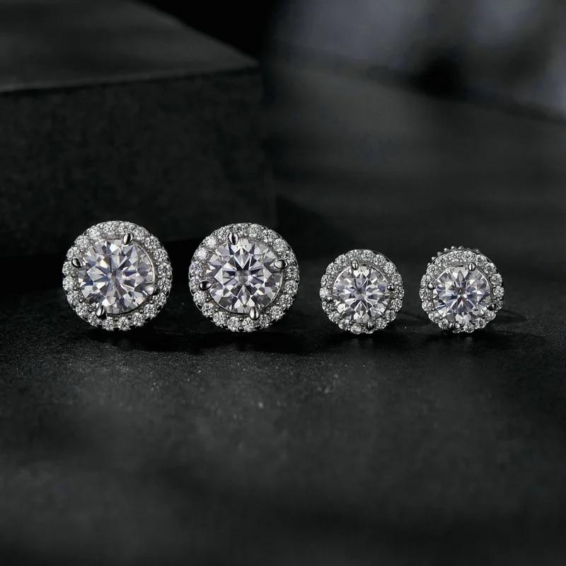 Moissanite 0,5/1CT Halo náušnice 925 mincovní stříbro 4 hroty kulatého střihu pro ženy Zásnubní dárek Jemné šperky