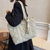Women's Quilted Tote: Casual Down Single Shoulder Bag, Large Capacity for Autumn/Winter