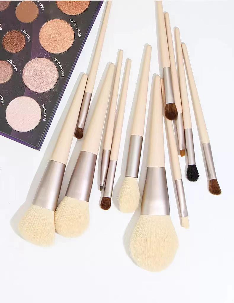Morandi 12-teiliges Make-up-Pinselset mit weichen Tierhaaren zum Konturieren, für Lidschatten, losen Puder, Rouge und Concealer.