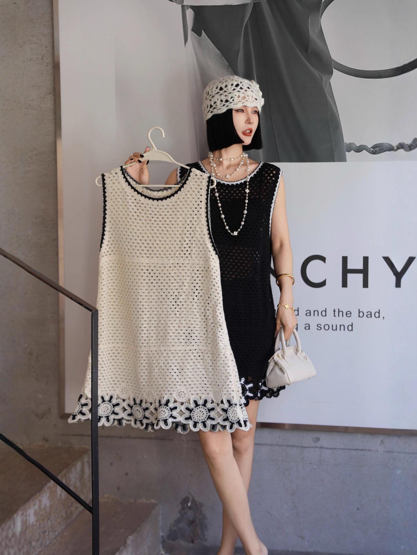 

Classic Sleeveless Lace Midi Dress - Elegant & Versatile Black Crochet Hollow Design for Women One Size абрикосовий