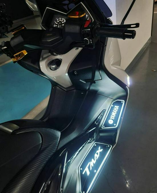 LED Foot Pedal Lights for Majeste T8/T9/T10: Front & Rear Lighting